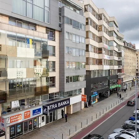 Luxury 2br - Old Town Center 公寓