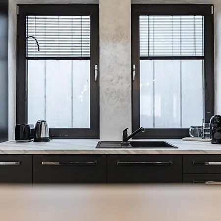 Luxury 2br - Old Town Center 公寓