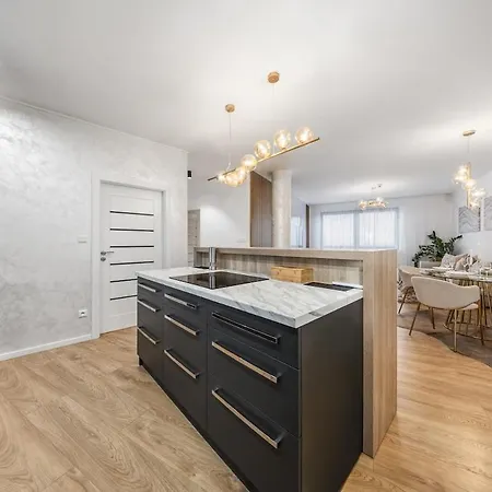 Luxury 2br - Old Town Center * 布拉迪斯拉发