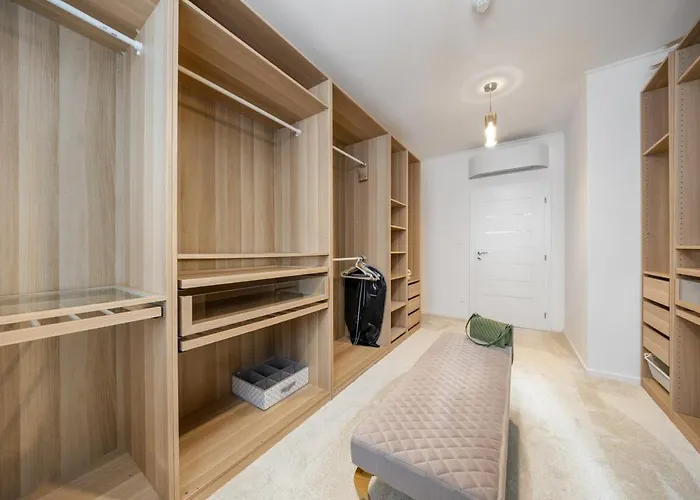 Luxury 2br - Old Town Center * براتسيلافا